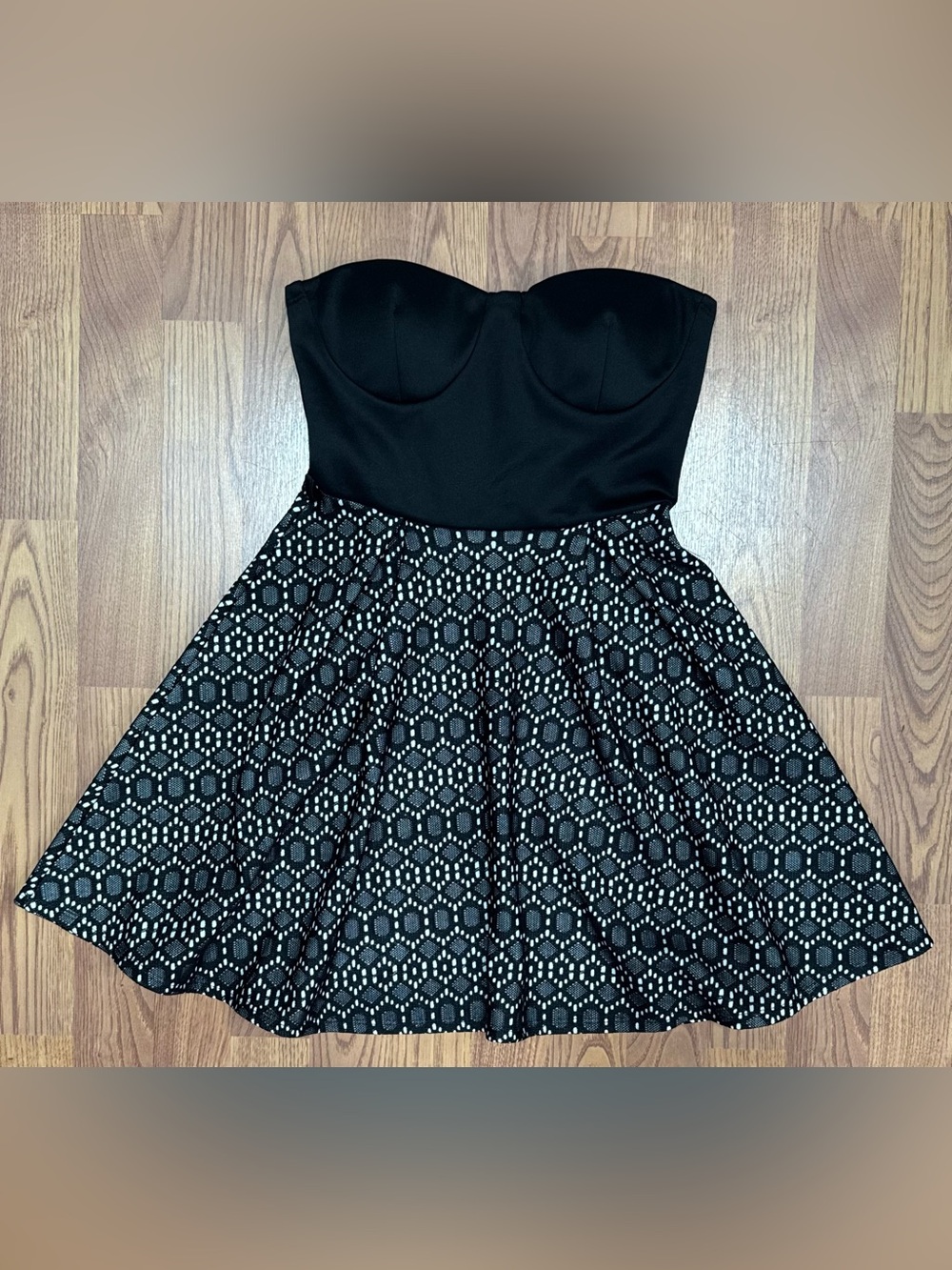 ❤️ Papaya Small Black Strapless Fit-and-Flare Dress Lace Overlay Homecoming (B14